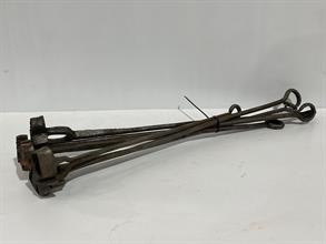 Lot 323