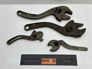 Lot 328