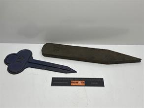 Lot 543