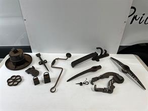 Lot 692