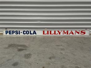 Lot 695