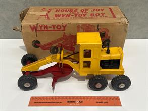 Lot 325