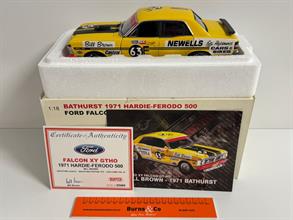 Lot 698