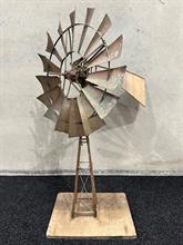 Lot 945