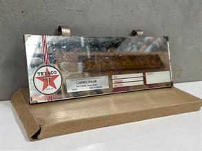 Lot 891