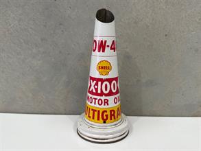 Lot 900